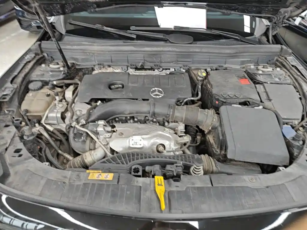 Mercedes-Benz GLB — миниатюра 20