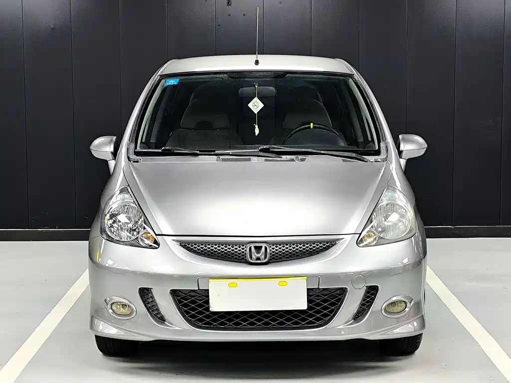 Honda Fit — миниатюра 2