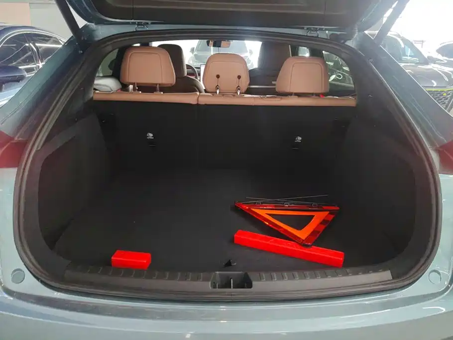 Onvo L60 2025 60kWh