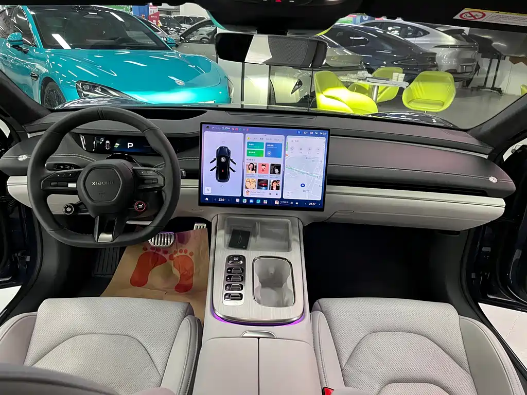 XIAOMI CAR XIAOMI SU7