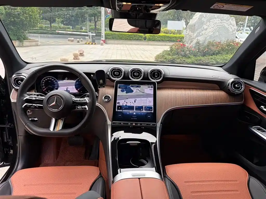 Mercedes-Benz GLC 2024 GLC 300 L 4MATIC 5 мест