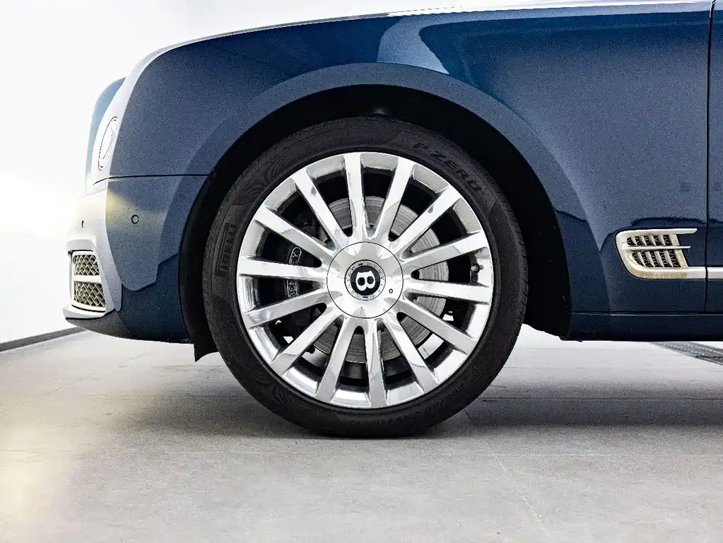 Bentley Mulsanne 6.8T Long Wheelbase Edition, фото 13