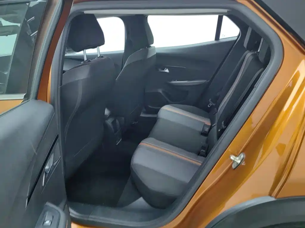 Peugeot 2008 — миниатюра 15