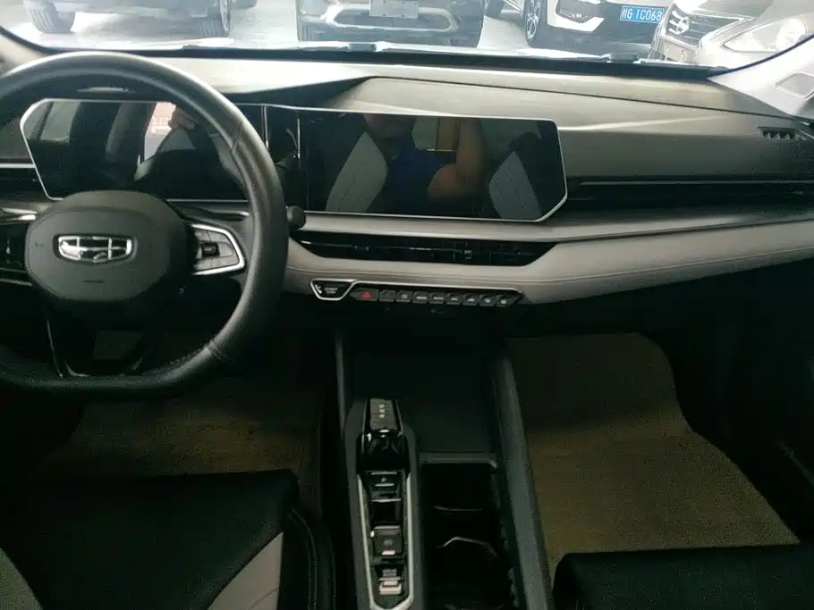 Geely Binrui — миниатюра 12