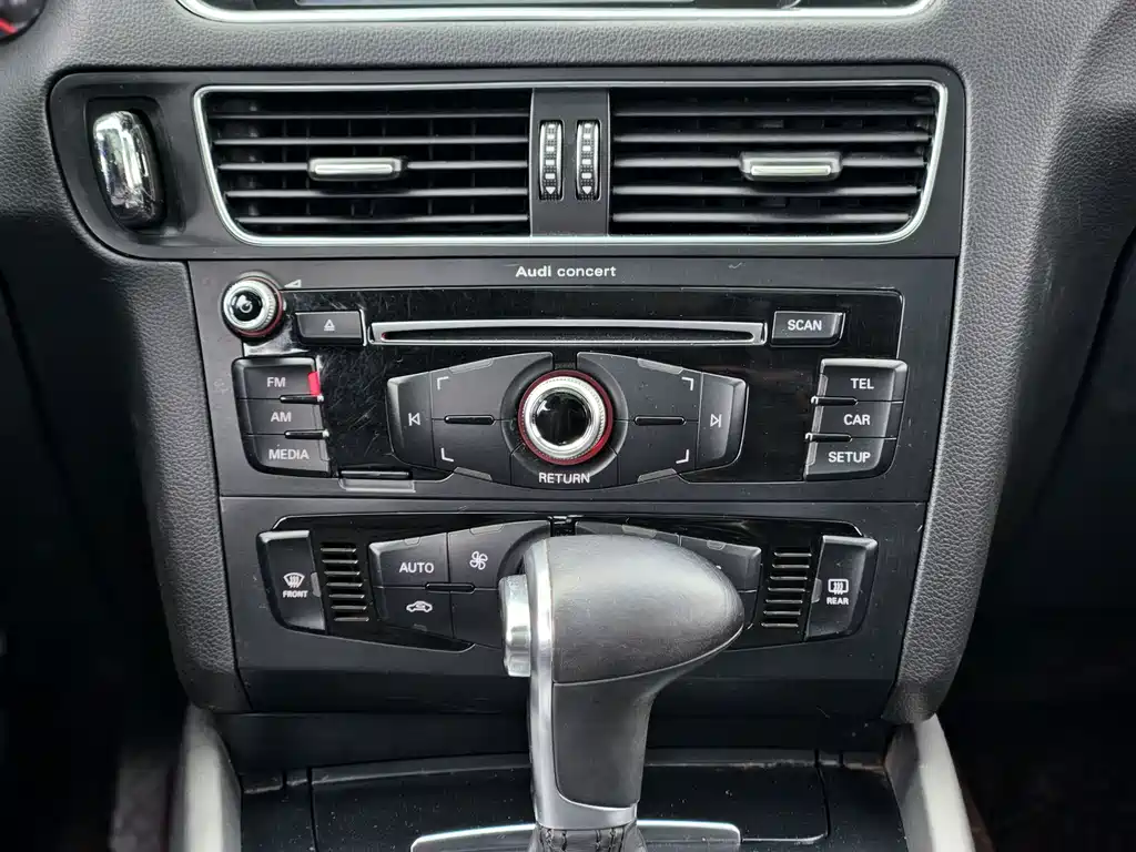 Audi Q5 — миниатюра 12