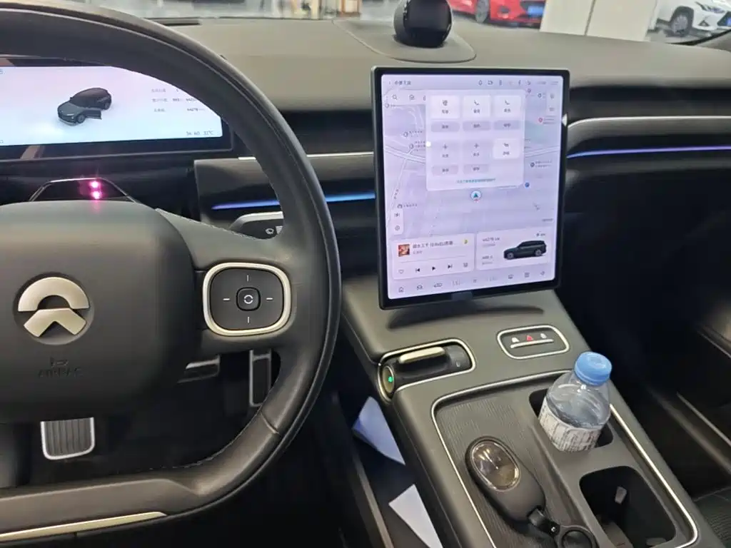 NIO ES8 2024 75kWh