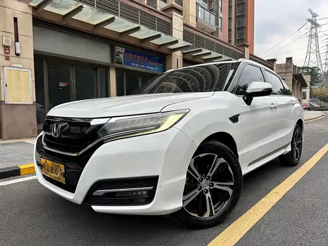 HONDA UR V 2017