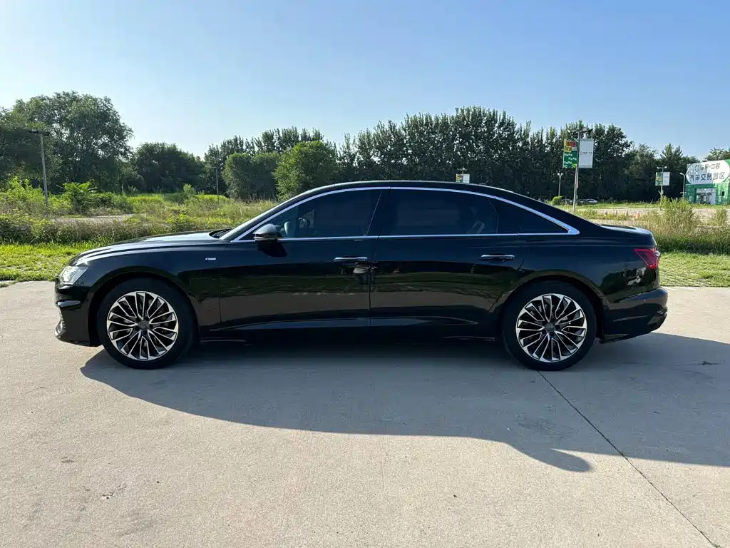 Audi A6L 2020 55 TFSI e quattro