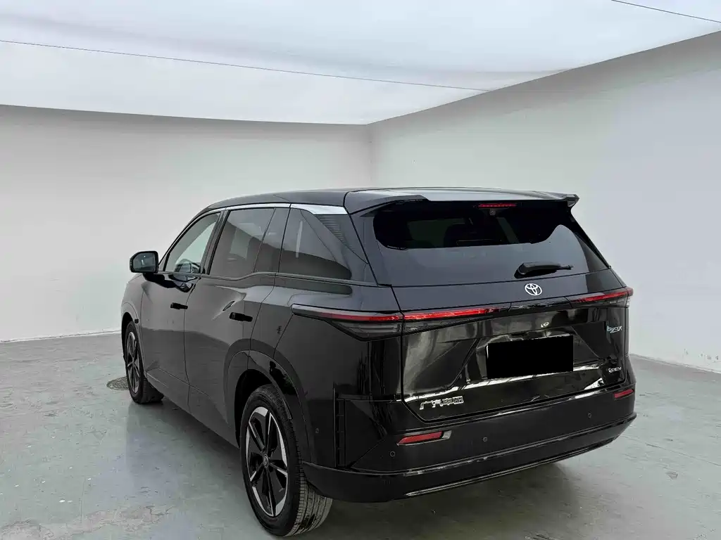 Toyota bZ3X — миниатюра 9