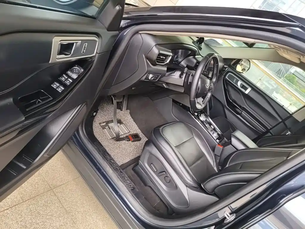 Ford Explorer — миниатюра 16