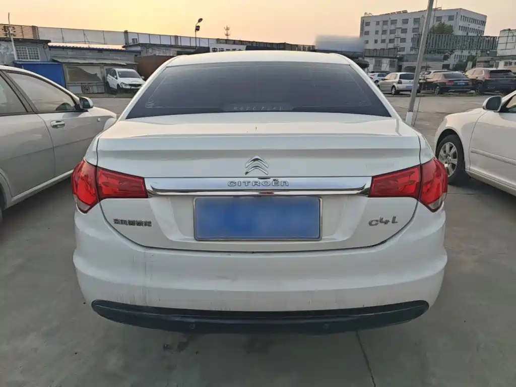 Citroen C4L — миниатюра 6