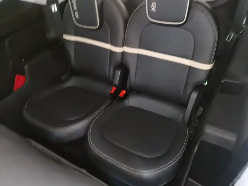Baojun KiWi EV — миниатюра 17