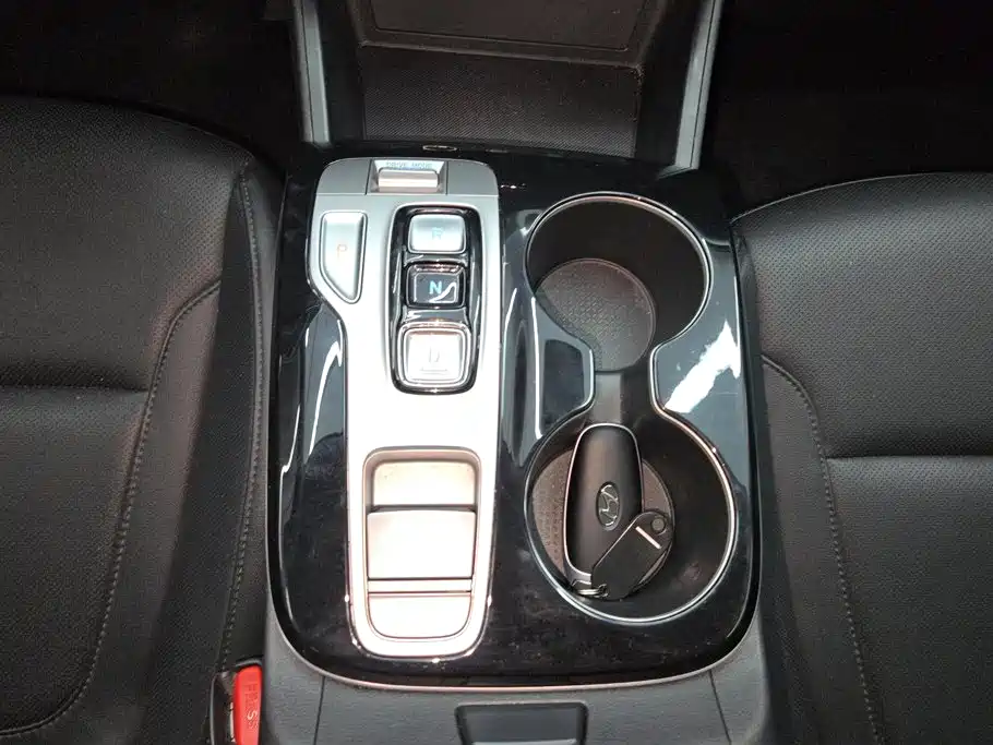 Hyundai Tucson — миниатюра 16
