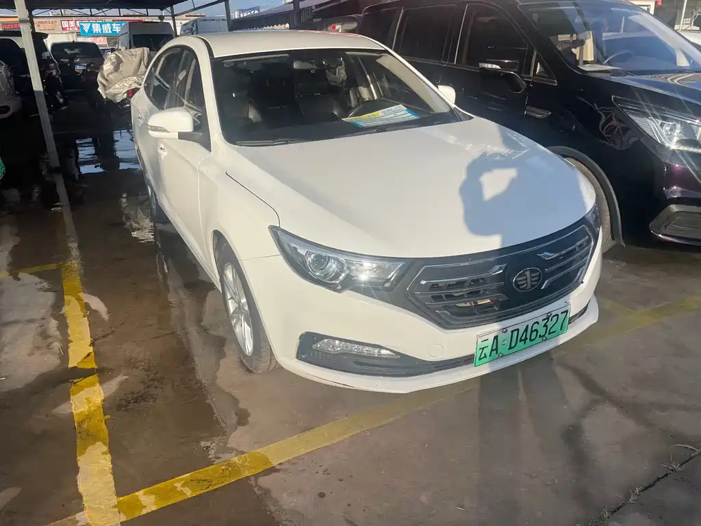 Bestune B30EV — миниатюра 3