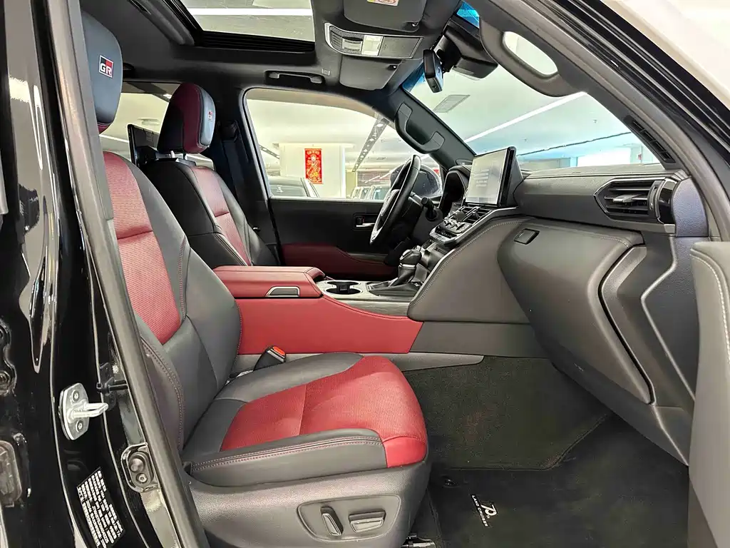 Toyota Land Cruiser — миниатюра 11