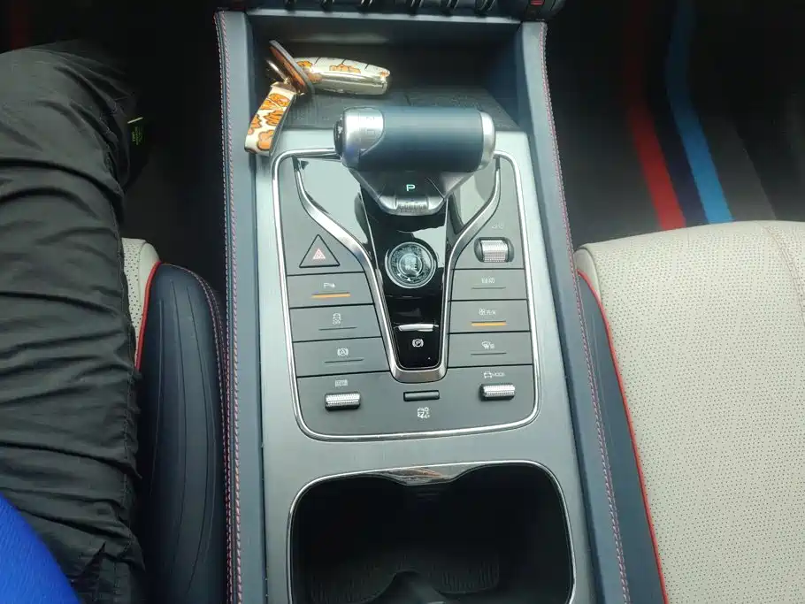 BYD Yuan Plus — миниатюра 16