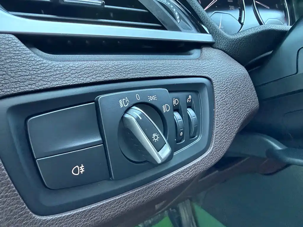BMW X1 — миниатюра 6