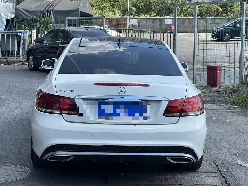 Mercedes-Benz E-Class (Import) — миниатюра 5