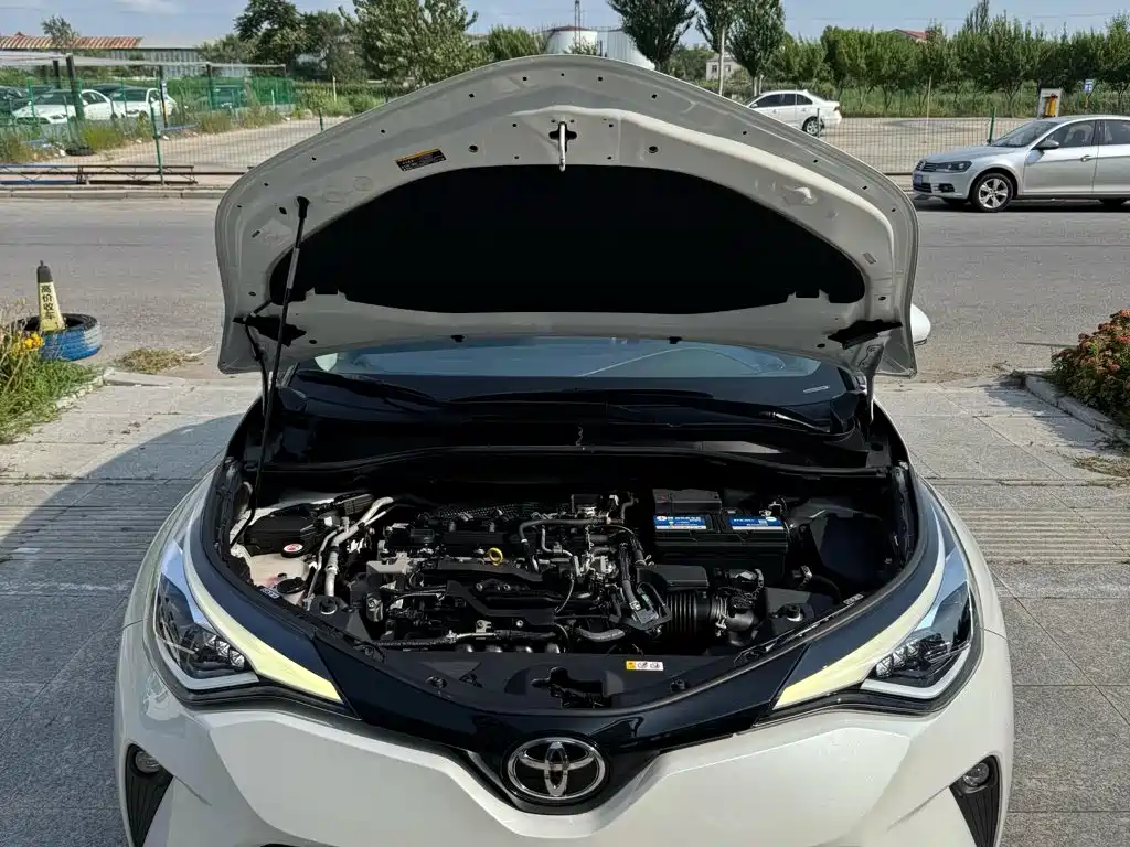 Toyota C-HR — миниатюра 9