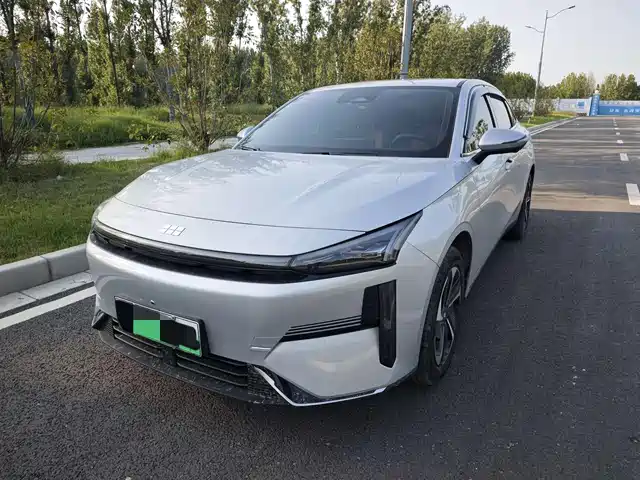 GEELY GALAXY GALAXY L6 2025