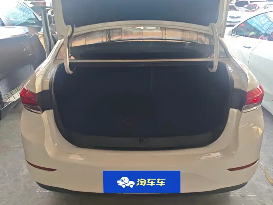 Buick Excelle — миниатюра 4