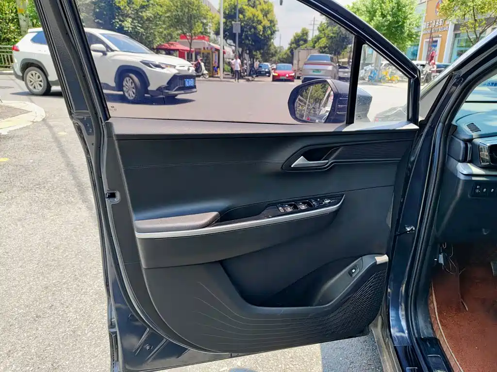 Hyundai Custo 2021 270TGDi Luxury LUX