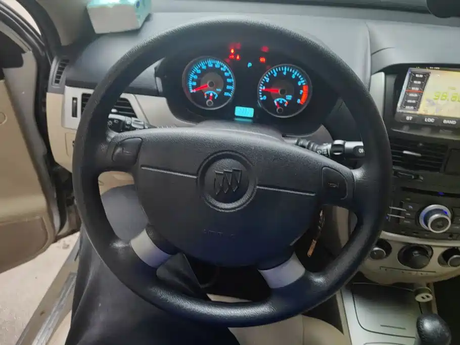 Buick Excelle — миниатюра 15