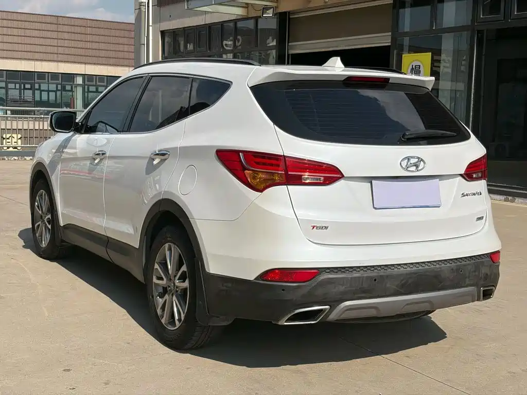 Hyundai Santa Fe — миниатюра 7
