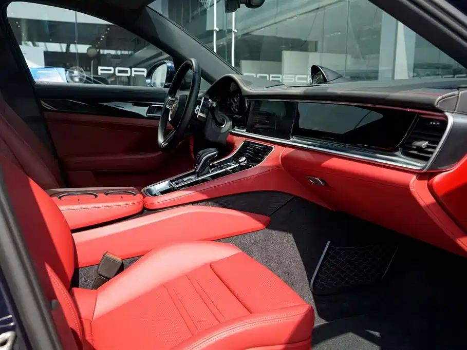 PORSCHE PANAMERA NEW ENERGY