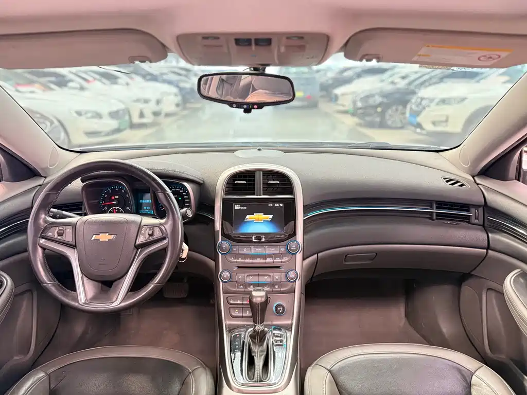 Chevrolet Malibu — миниатюра 12
