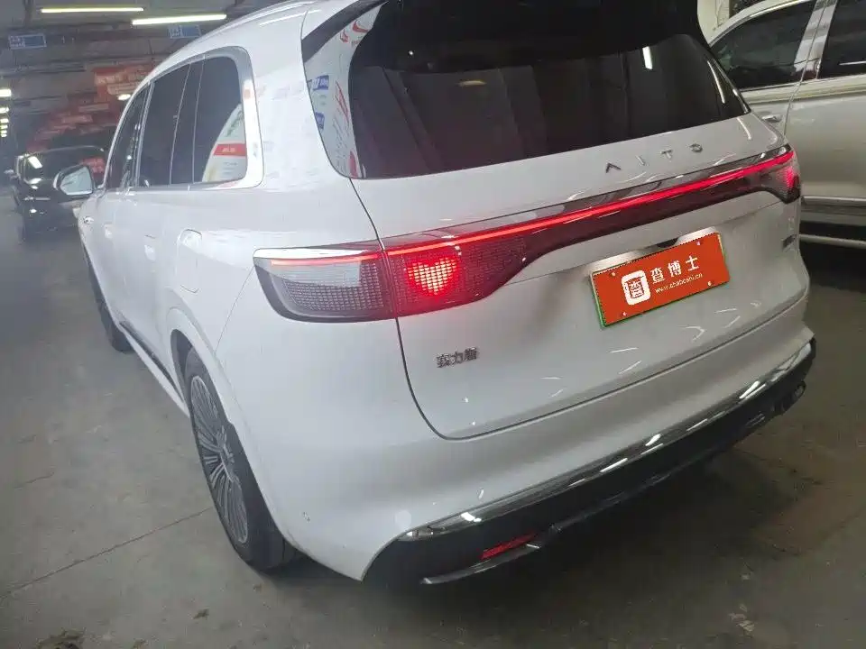 AITO Wenjie AITO M8 — миниатюра 3