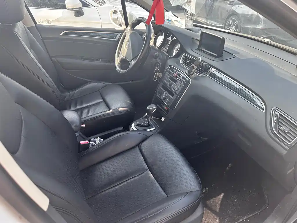 Peugeot 308 2014 1.6L AT