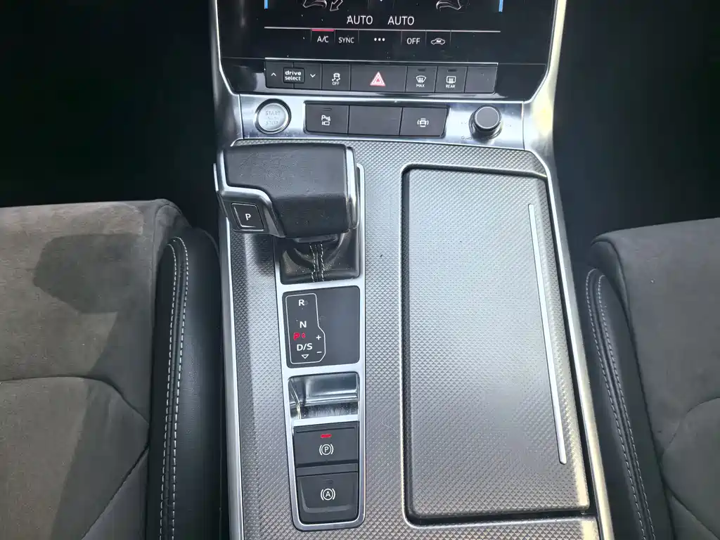 Audi A6L — миниатюра 24