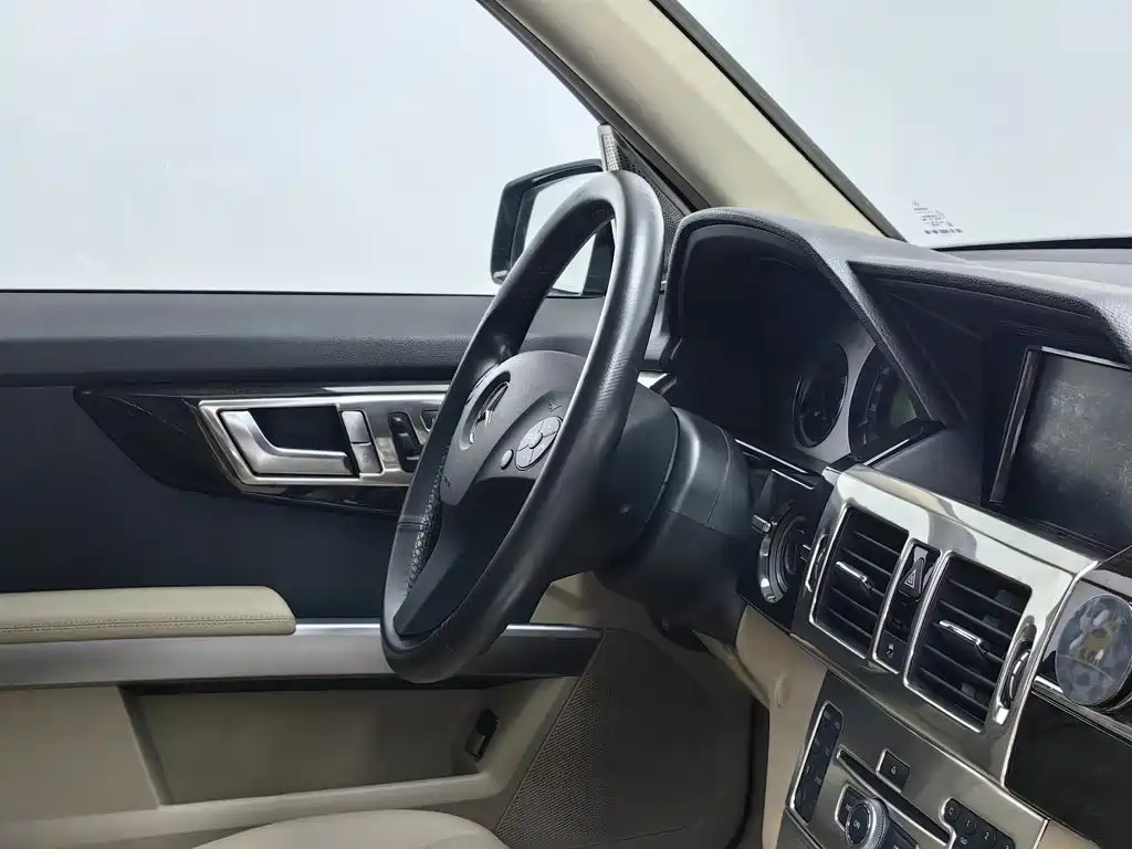 Mercedes-Benz GLK-Class (Import) — миниатюра 22