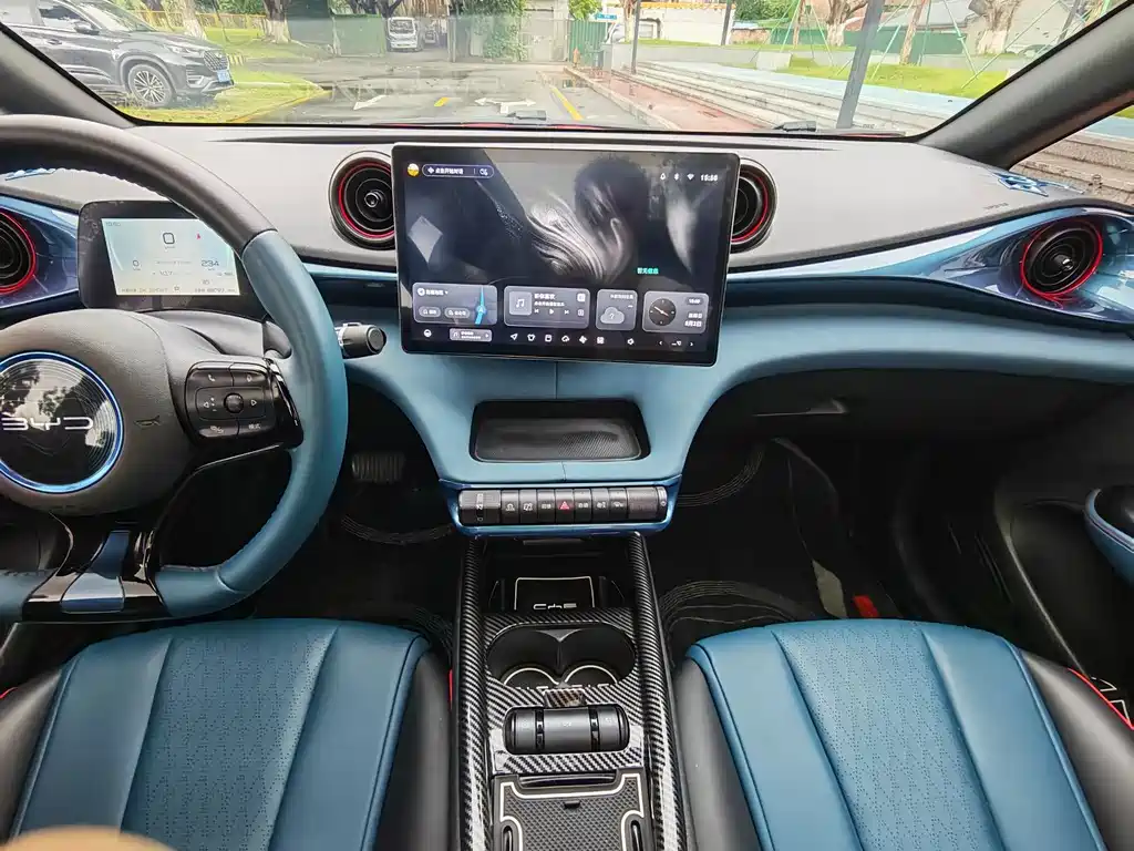 BYD Dolphin — миниатюра 13
