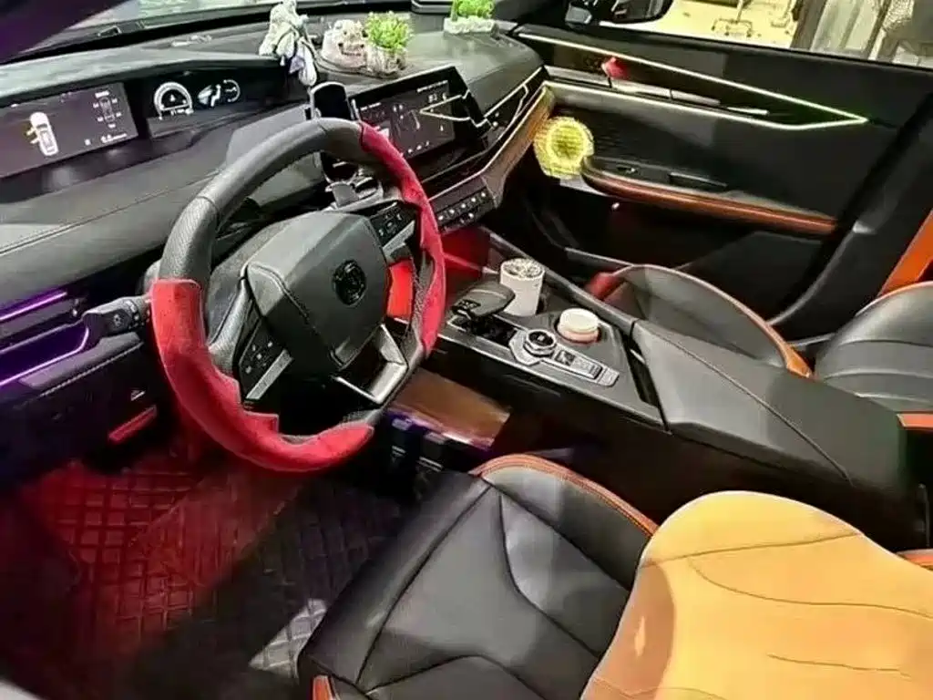 Changan UNI-V 2023 1.5T Sport