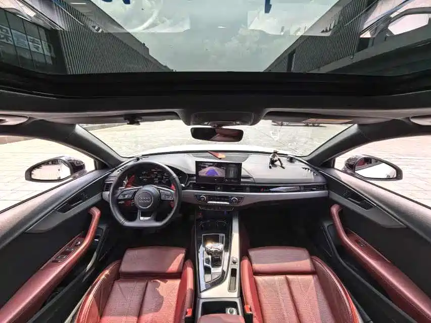 Audi A4L 2022 40 TFSI Luxury