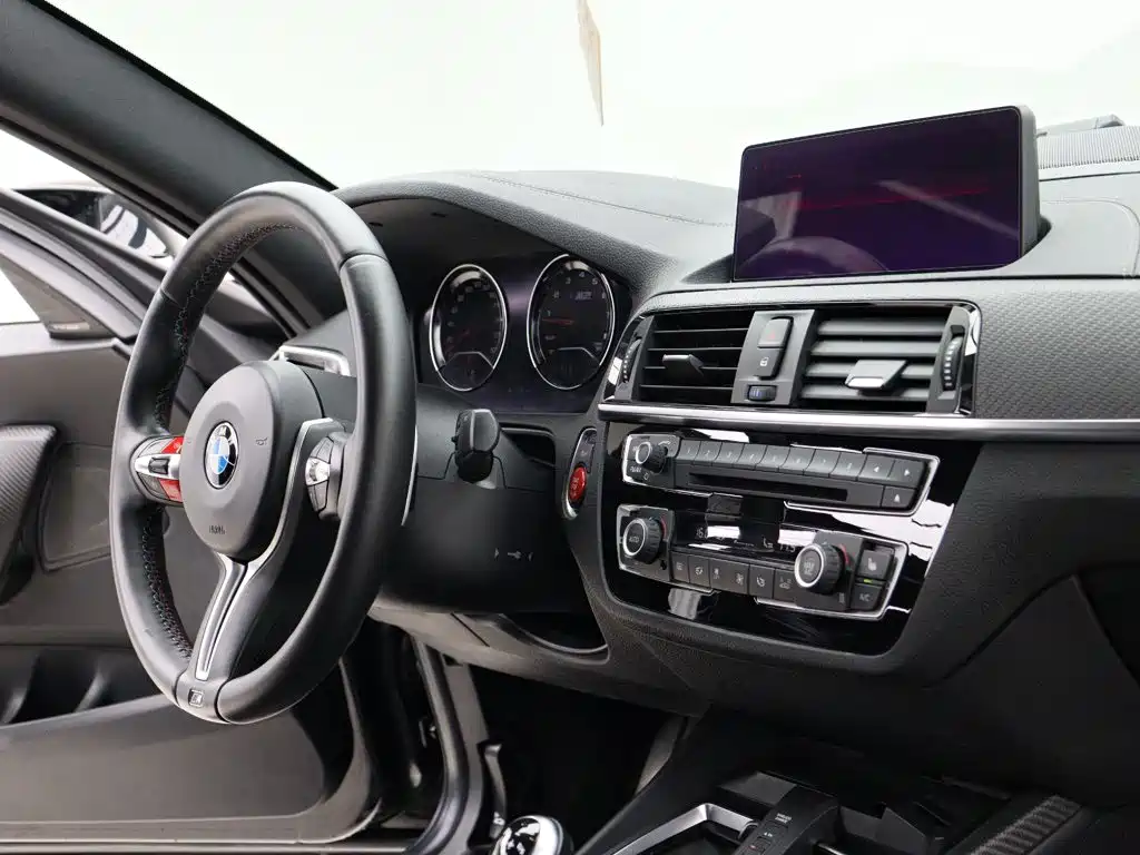 BMW M2 — миниатюра 10