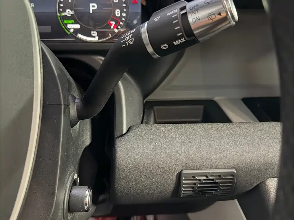 Land Rover 路虎卫士新能源 — миниатюра 27