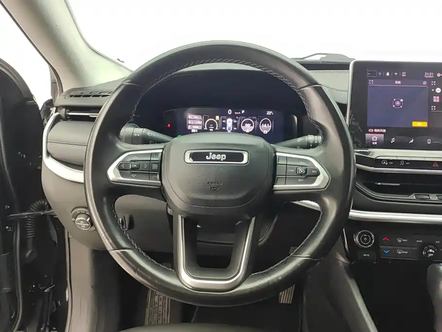 Jeep Compass — миниатюра 15