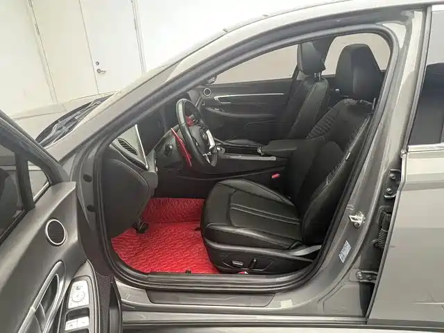 Hyundai Sonata — миниатюра 12