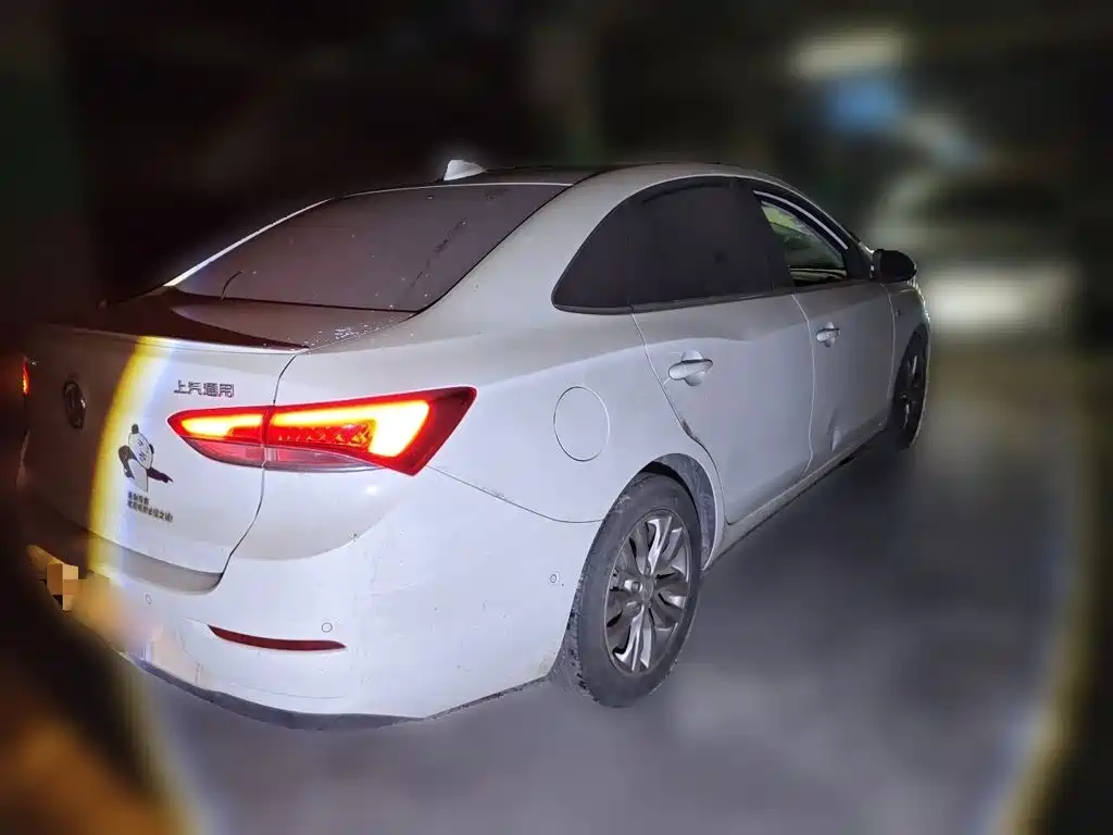 Buick Excelle — миниатюра 4