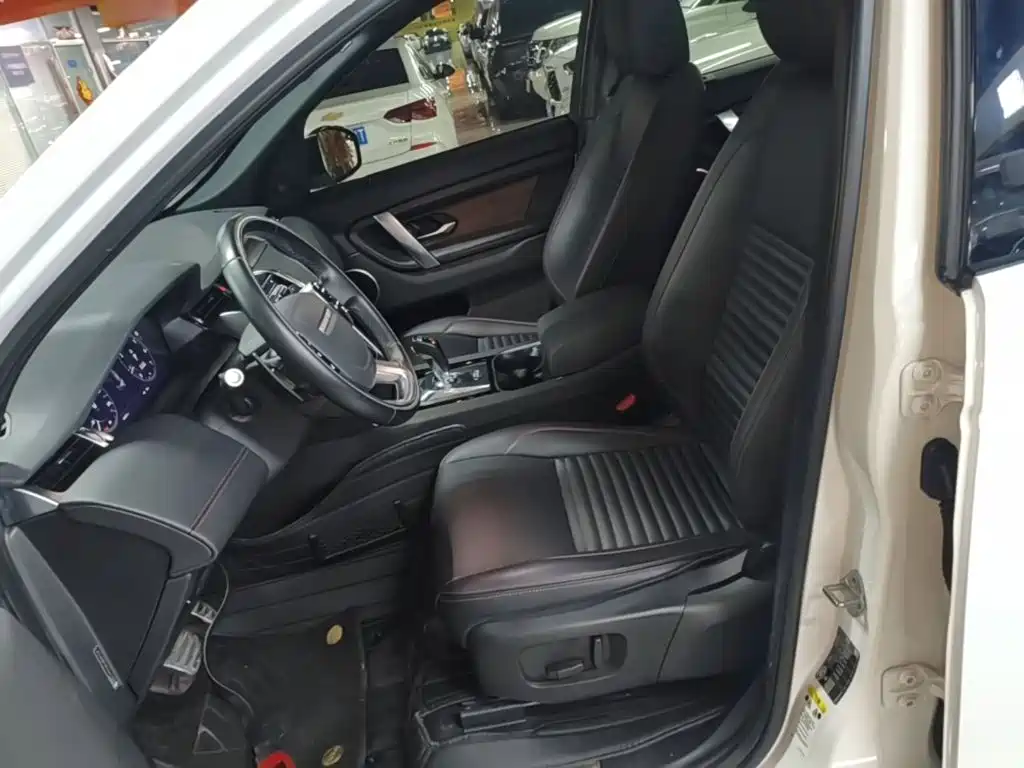 Land Rover Discovery Sport — миниатюра 15