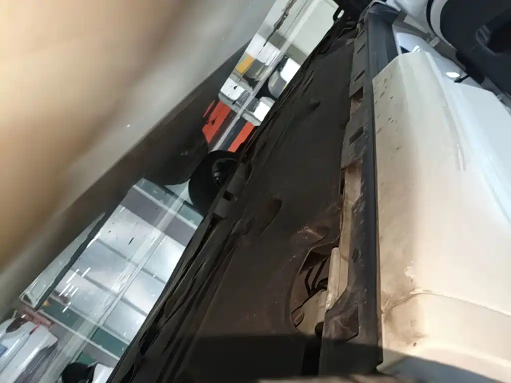 Land Rover Discovery Sport — миниатюра 22