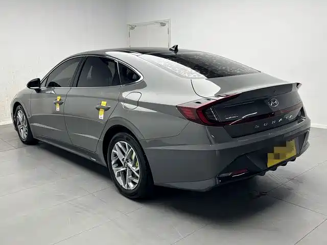 Hyundai Sonata — миниатюра 4
