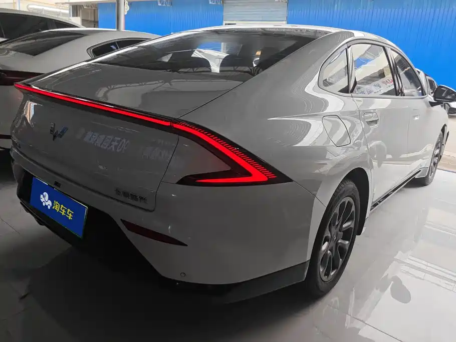 Wuling Xingguang — миниатюра 3