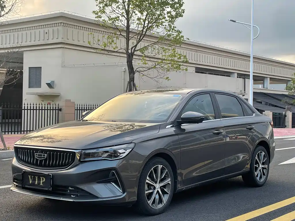 Geely Emgrand 2024