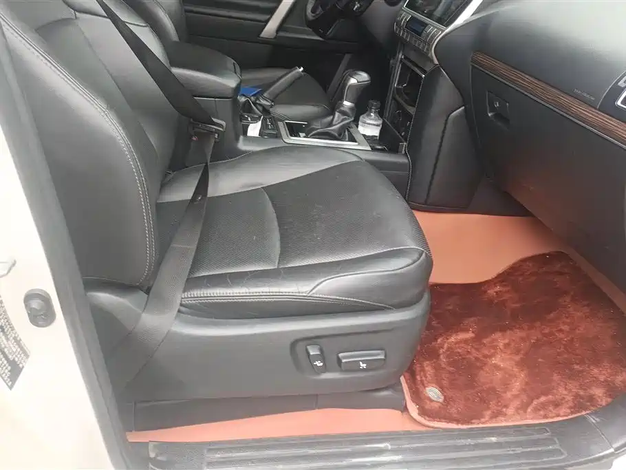 Toyota Land Cruiser Prado 2019 3.5L AT TX-L Premium