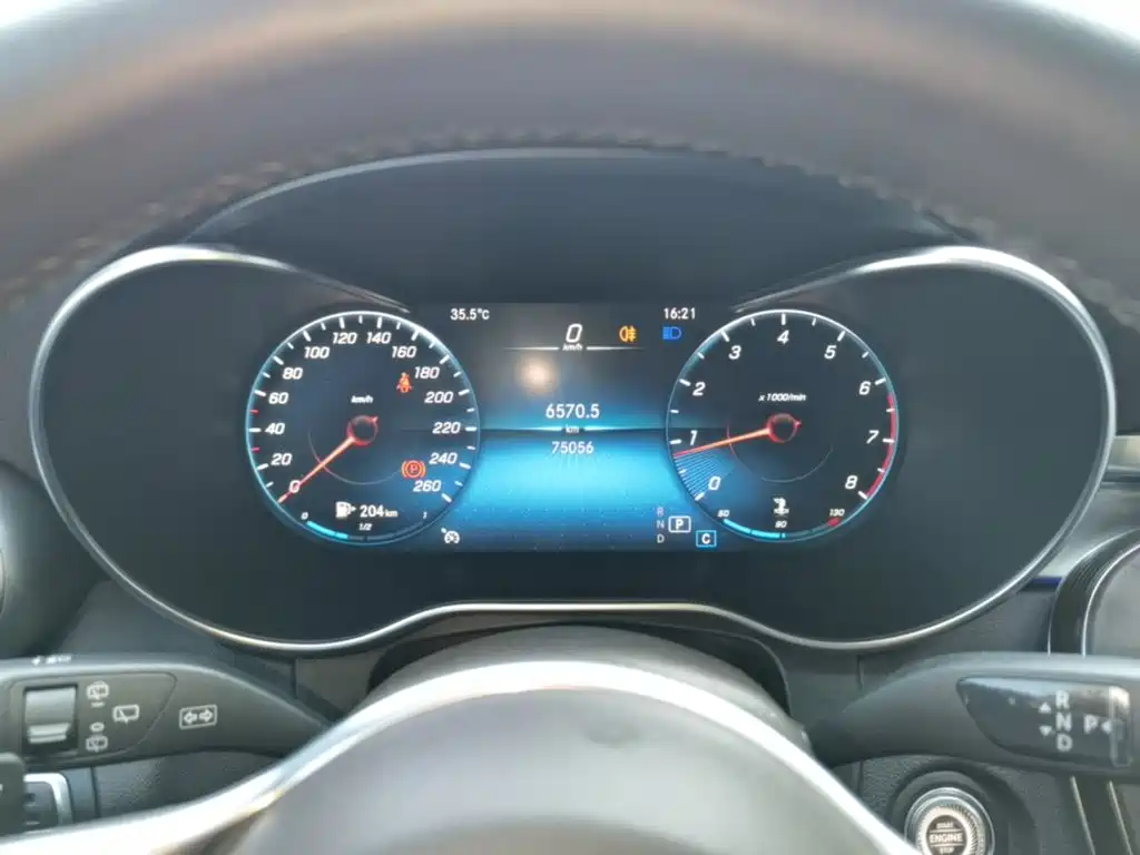 Mercedes-Benz GLC — миниатюра 12