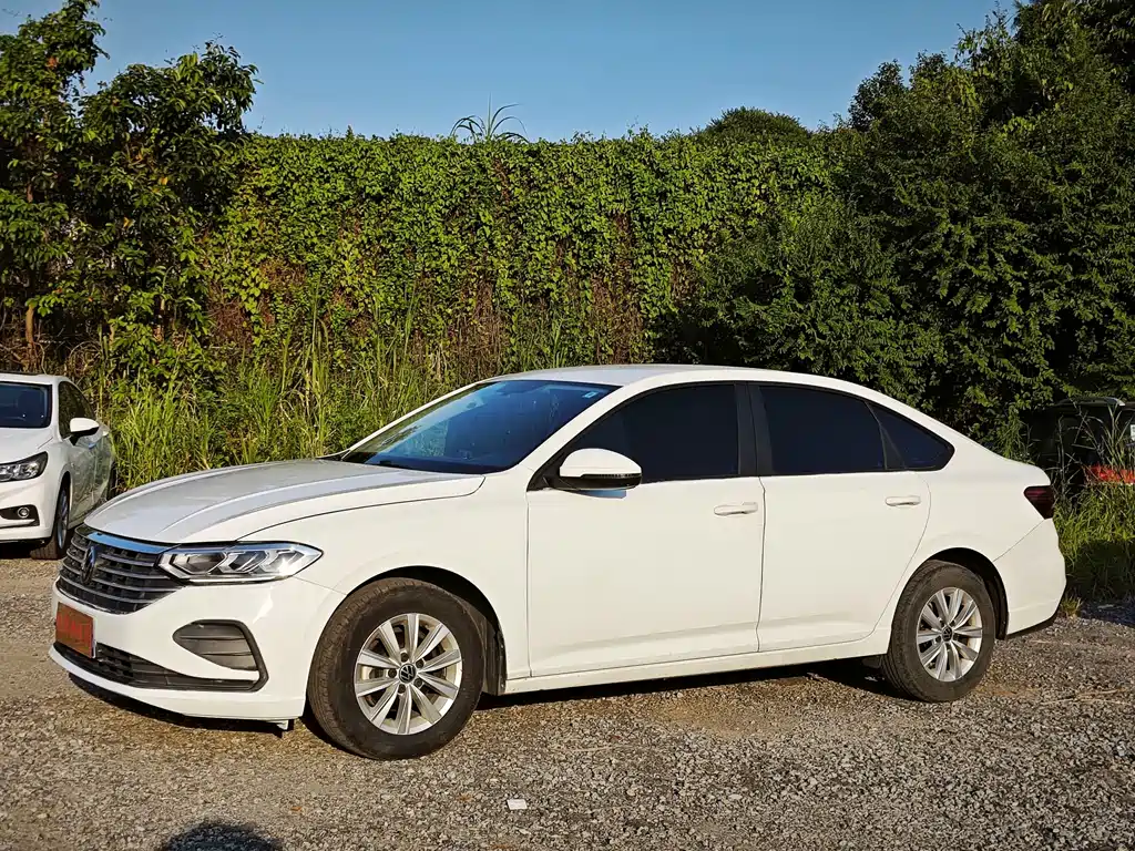 Volkswagen Lavida — миниатюра 3